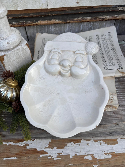 Vintage SANTA FACE PLATE Creamy White Ironstone Crazing Grungy Ceramic Candy Nut Trinket Dish Farmhouse Christmas Decor Japan Holt Howard