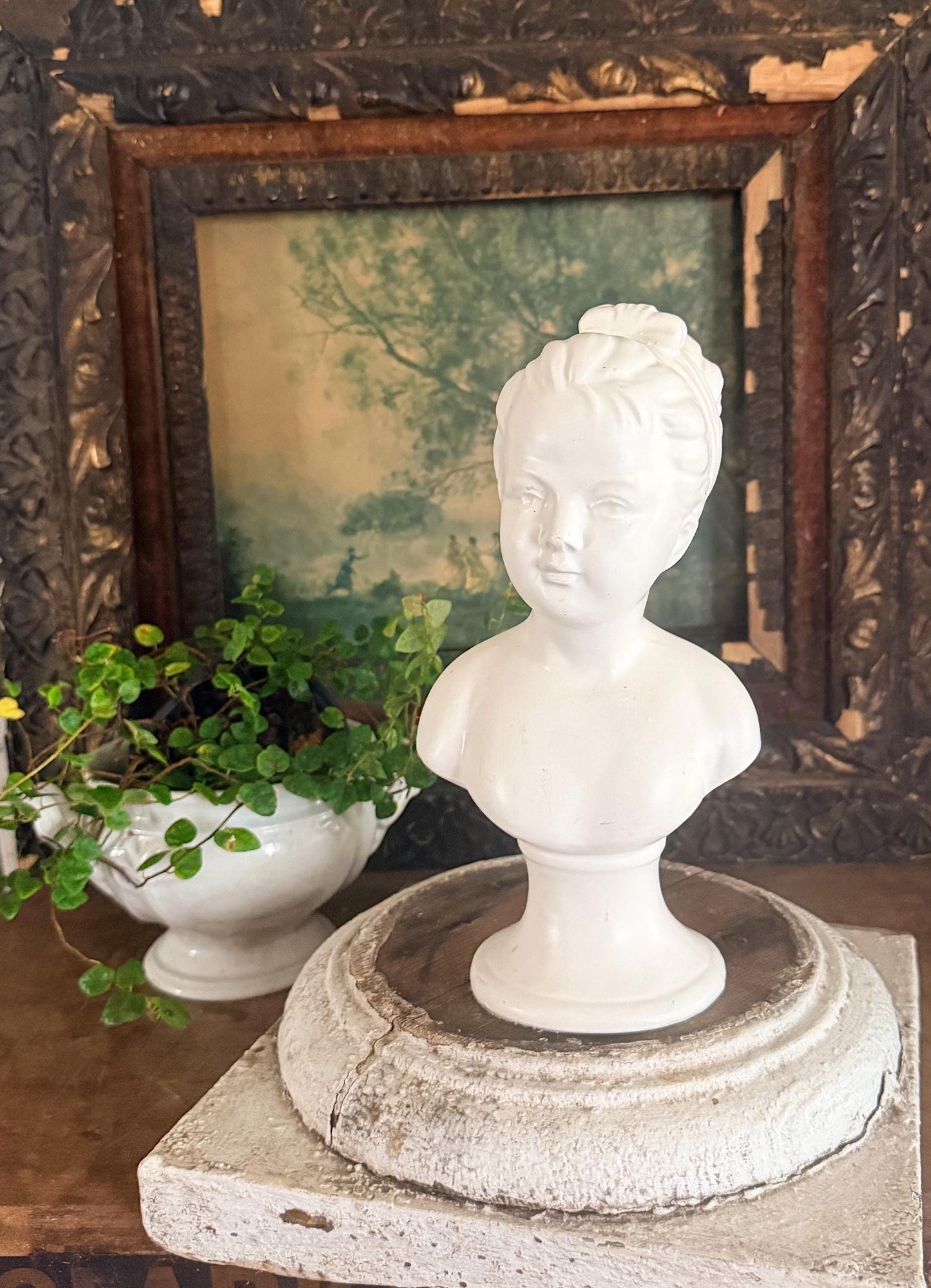 Vintage Girl Bust NAPCOWARE JAPAN White Bisque Victorian Farmhouse Decor Statue