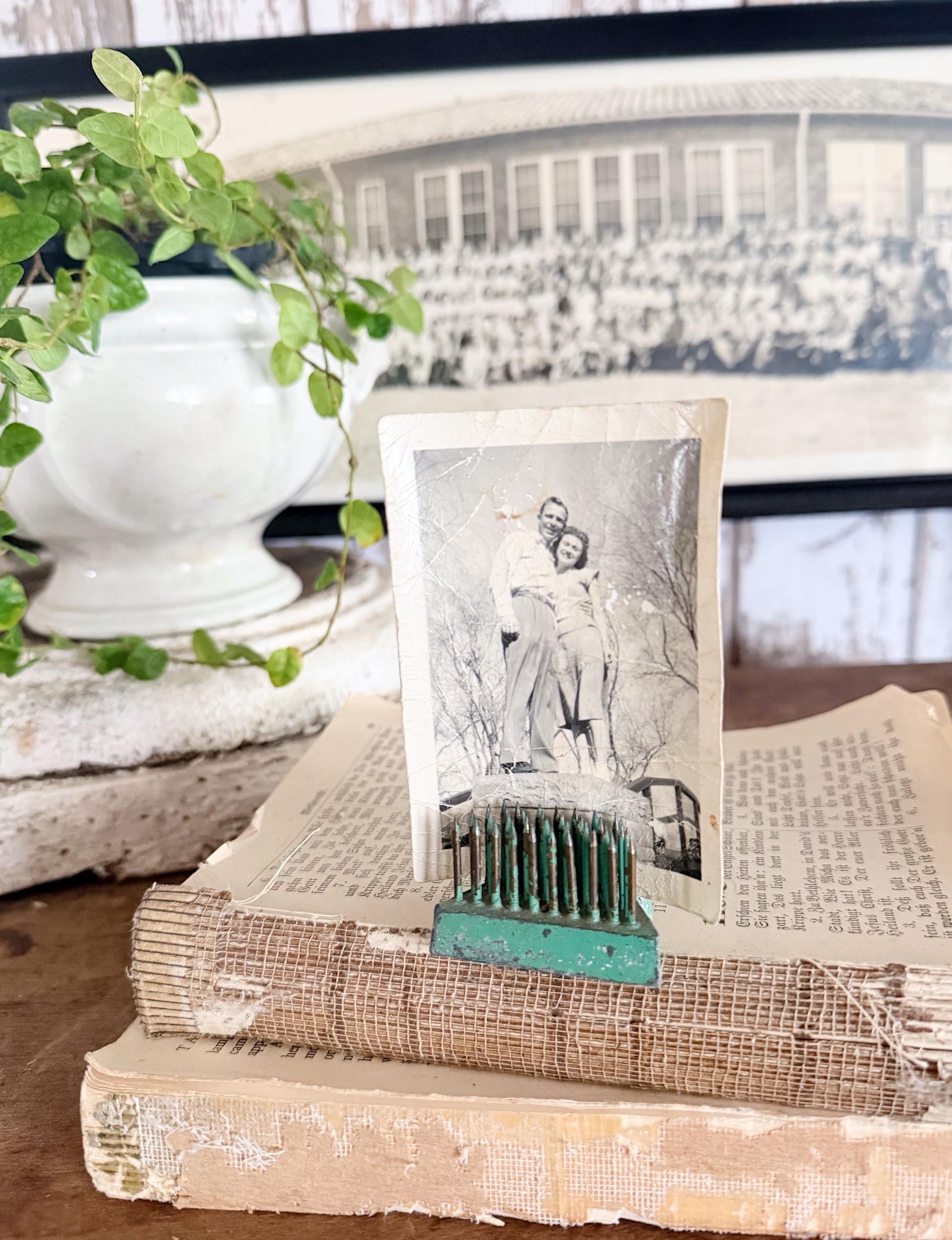 Vintage GREEN Metal Floral Frog TRIANGLE Interlocking Flower Holder Farmhouse Garden Decor