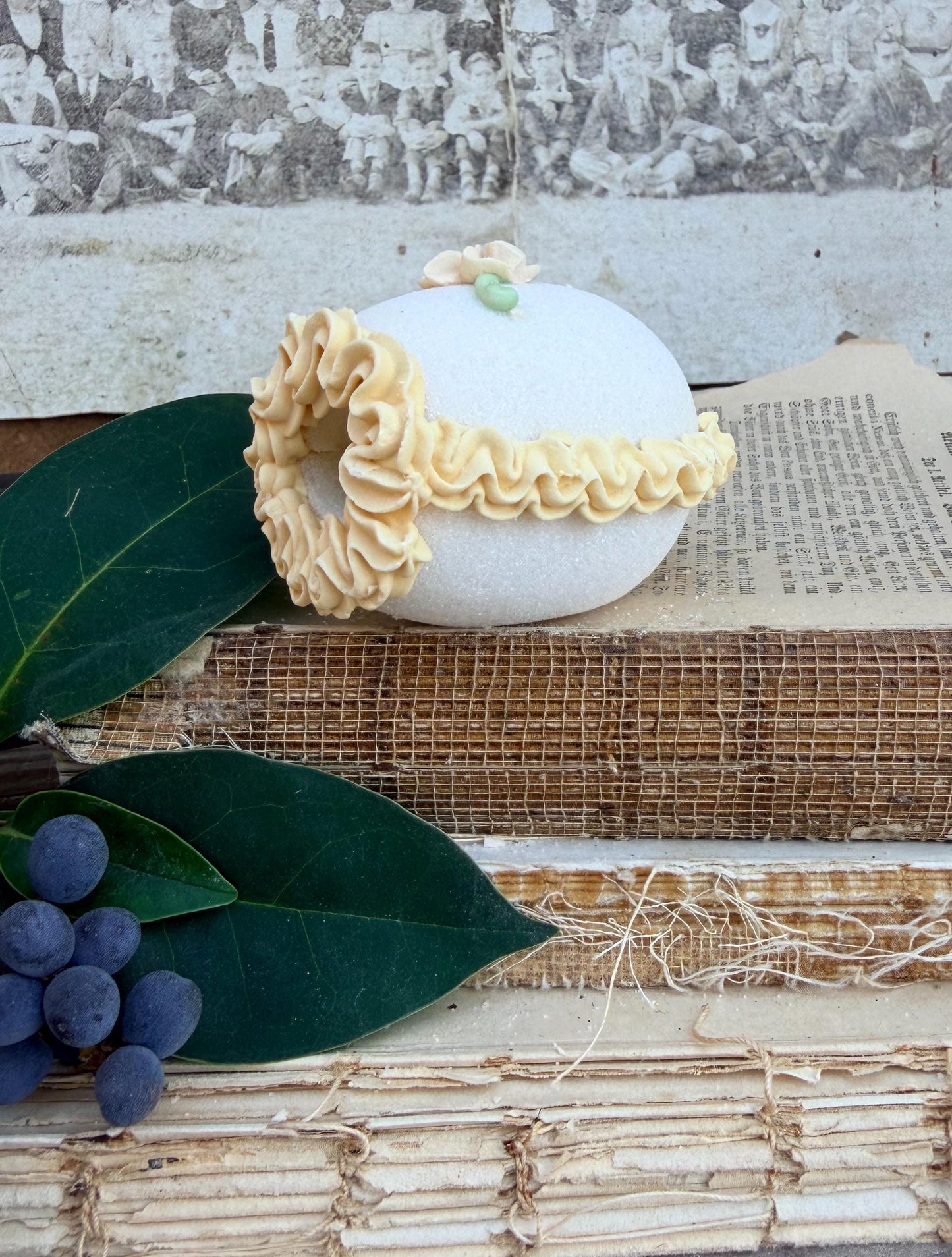 Vintage Sugar Egg Diorama EASTER Decor Farmhouse Spring Garden Decor Panoramic French KENCRAFT White