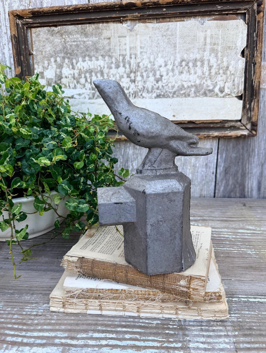 Antique BIRD Finial Cast Iron Metal Fence Cap Architectural Industrial Salvage Farmhouse Garden Decor