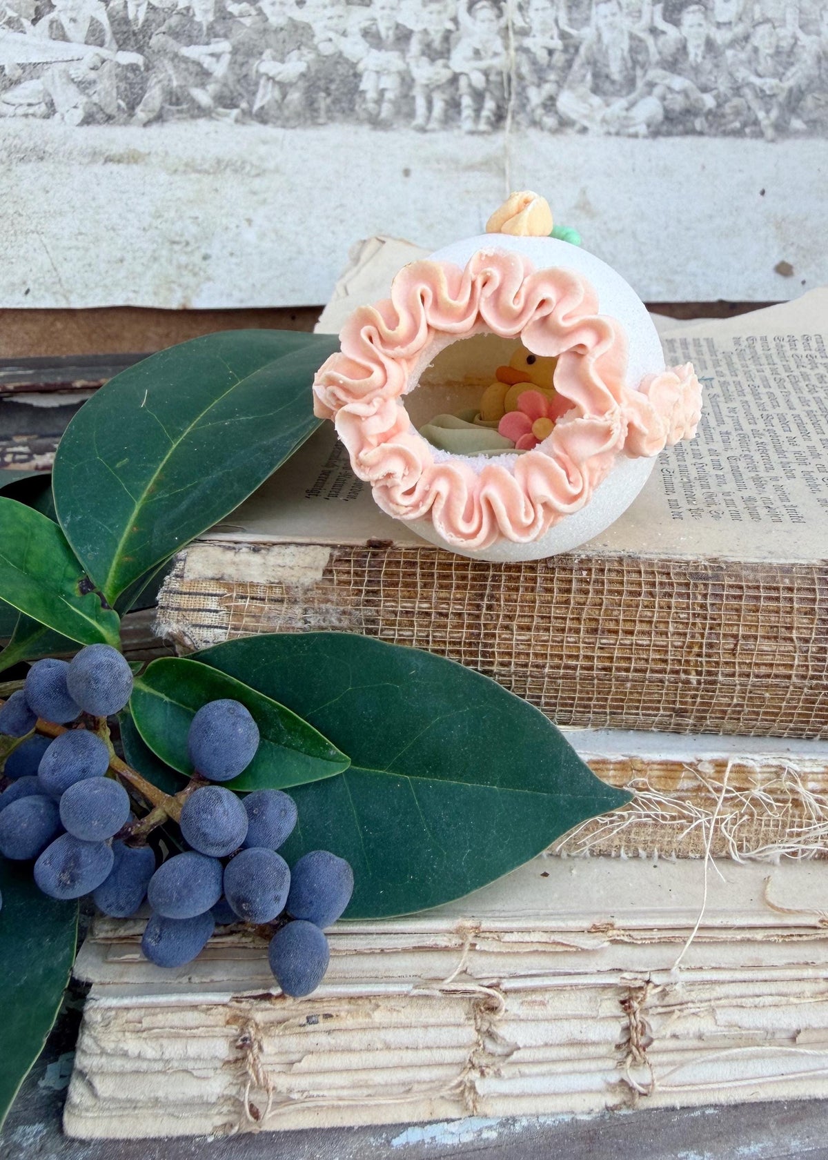 Vintage Sugar Egg Diorama EASTER Decor Farmhouse Spring Garden Decor Panoramic French KENCRAFT White