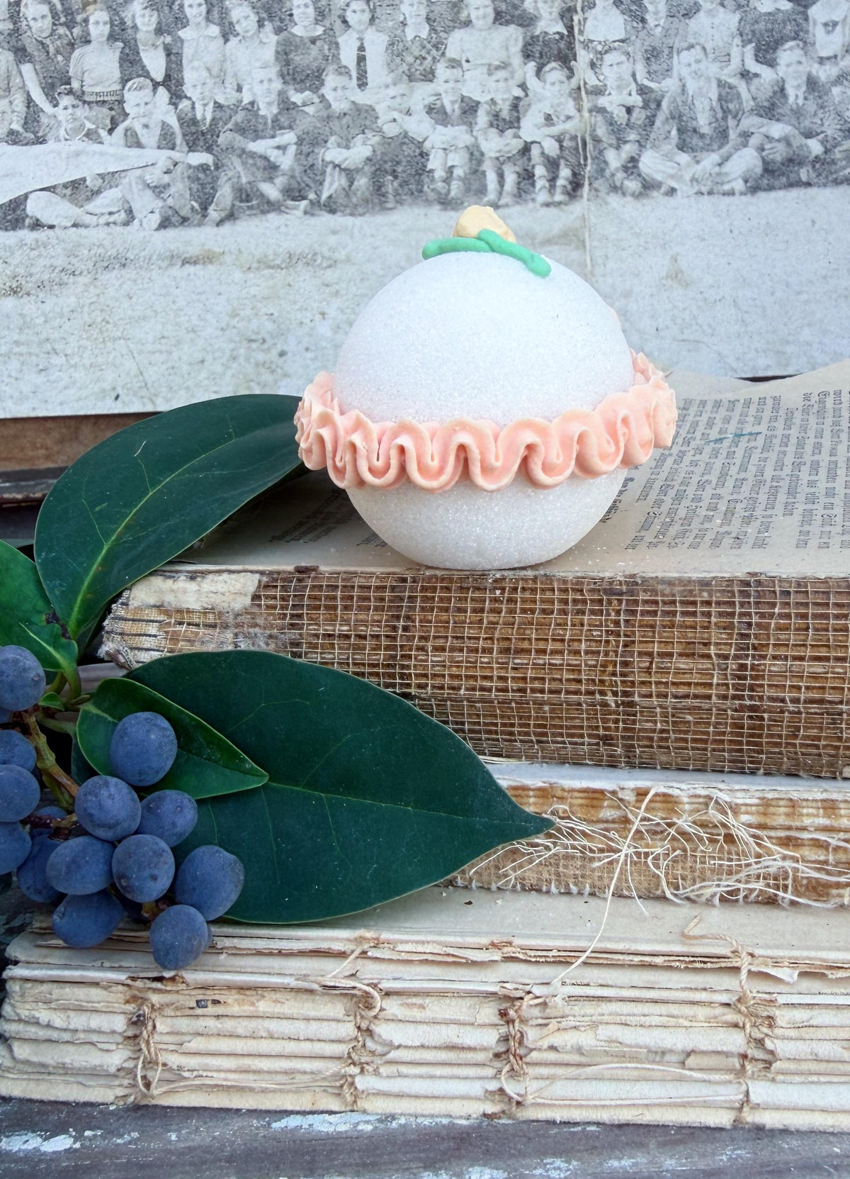 Vintage Sugar Egg Diorama EASTER Decor Farmhouse Spring Garden Decor Panoramic French KENCRAFT White