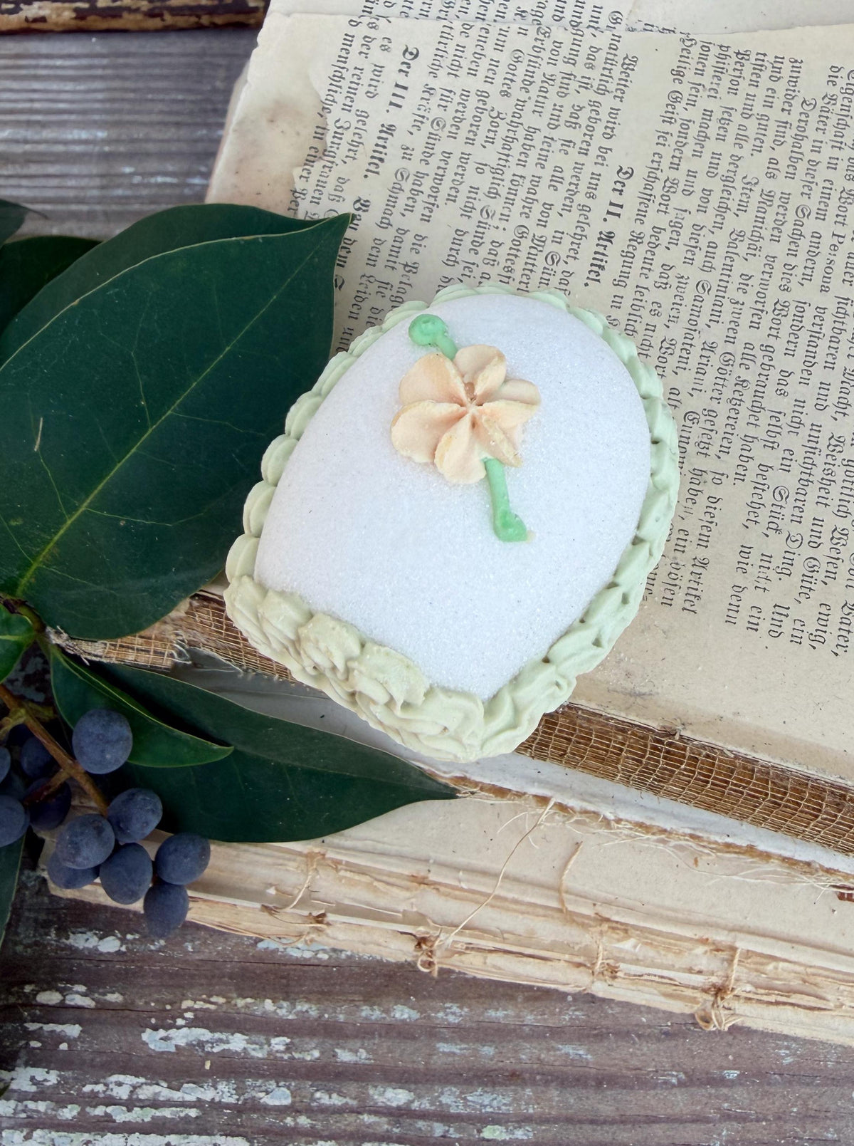 Vintage Sugar Egg Diorama EASTER Decor Farmhouse Spring Garden Decor Panoramic French KENCRAFT White