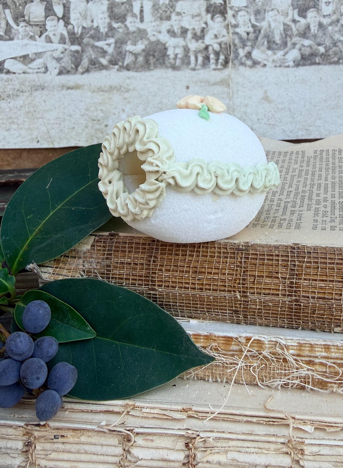 Vintage Sugar Egg Diorama EASTER Decor Farmhouse Spring Garden Decor Panoramic French KENCRAFT White