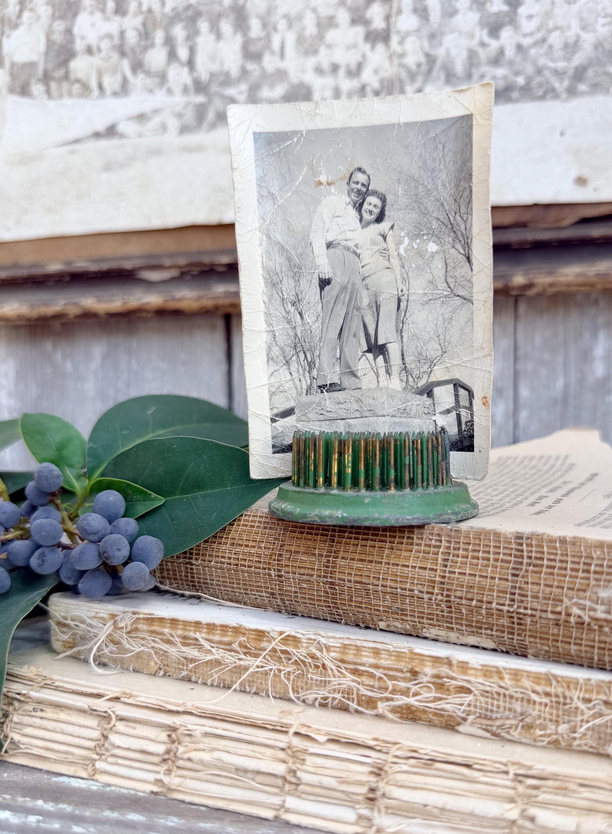 Vintage GREEN Metal Floral Frog Flower Holder Farmhouse Decor Garden Decor Photo Spike