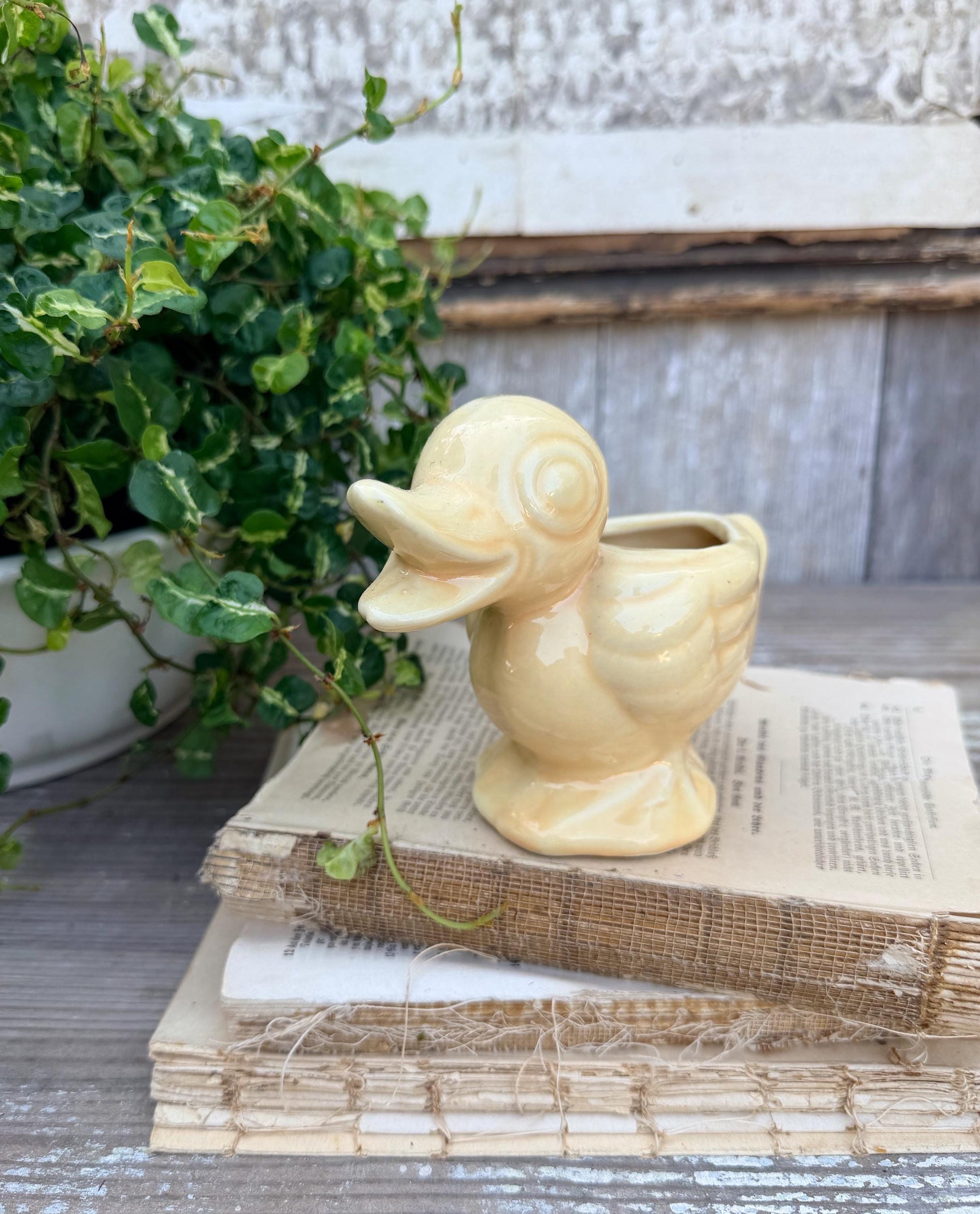 Vintage Yellow Ceramic Duck Flower Pot SHAWNEE USA Container Farmhouse Decor GARDEN Decor Ironstone