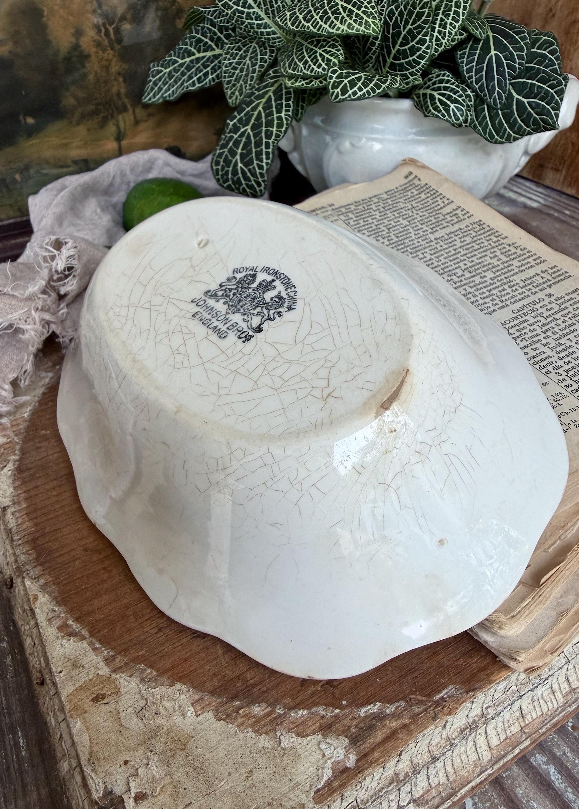 Antique White Ironstone Soap Dish Scalloped Farmhouse Decor Johnson Bros. Chunky