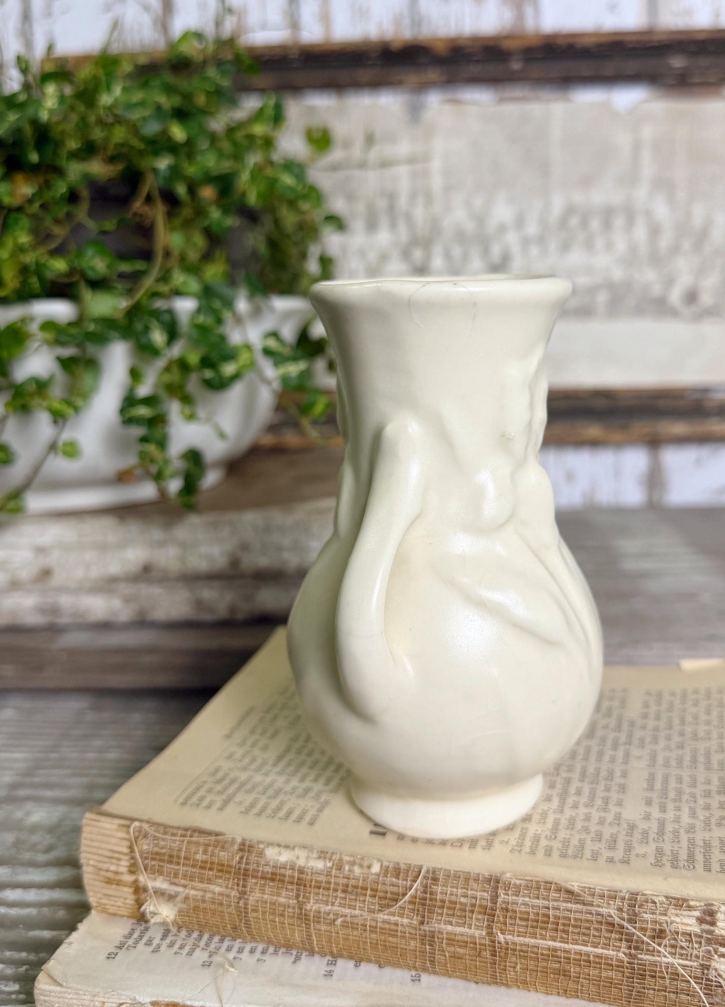 Vintage Creamy White Planter Vase Urn USA Container Farmhouse Garden Decor MCM SHAWNEE Pottery Iris
