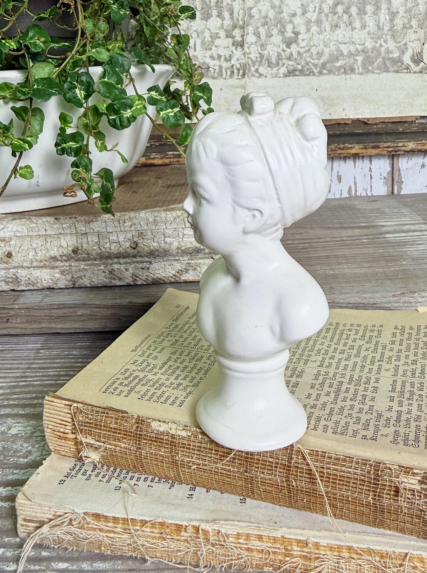 Vintage Girl Bust NAPCOWARE JAPAN White Bisque Victorian Farmhouse Decor Statue
