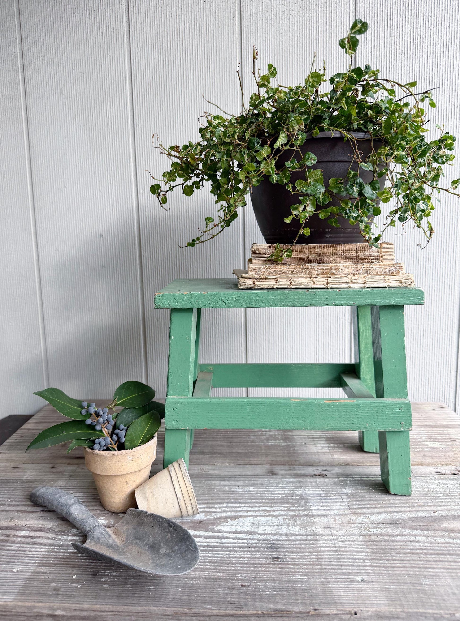 Vintage Wood Bench Chippy GREEN Paint Stool Farmhouse Primitive Decor