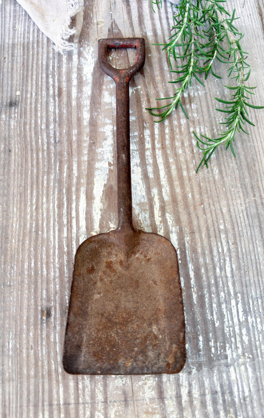 Vintage Child Shovel Toy RED Chippy Paint Metal Farmhouse Decor Industrial Salvage