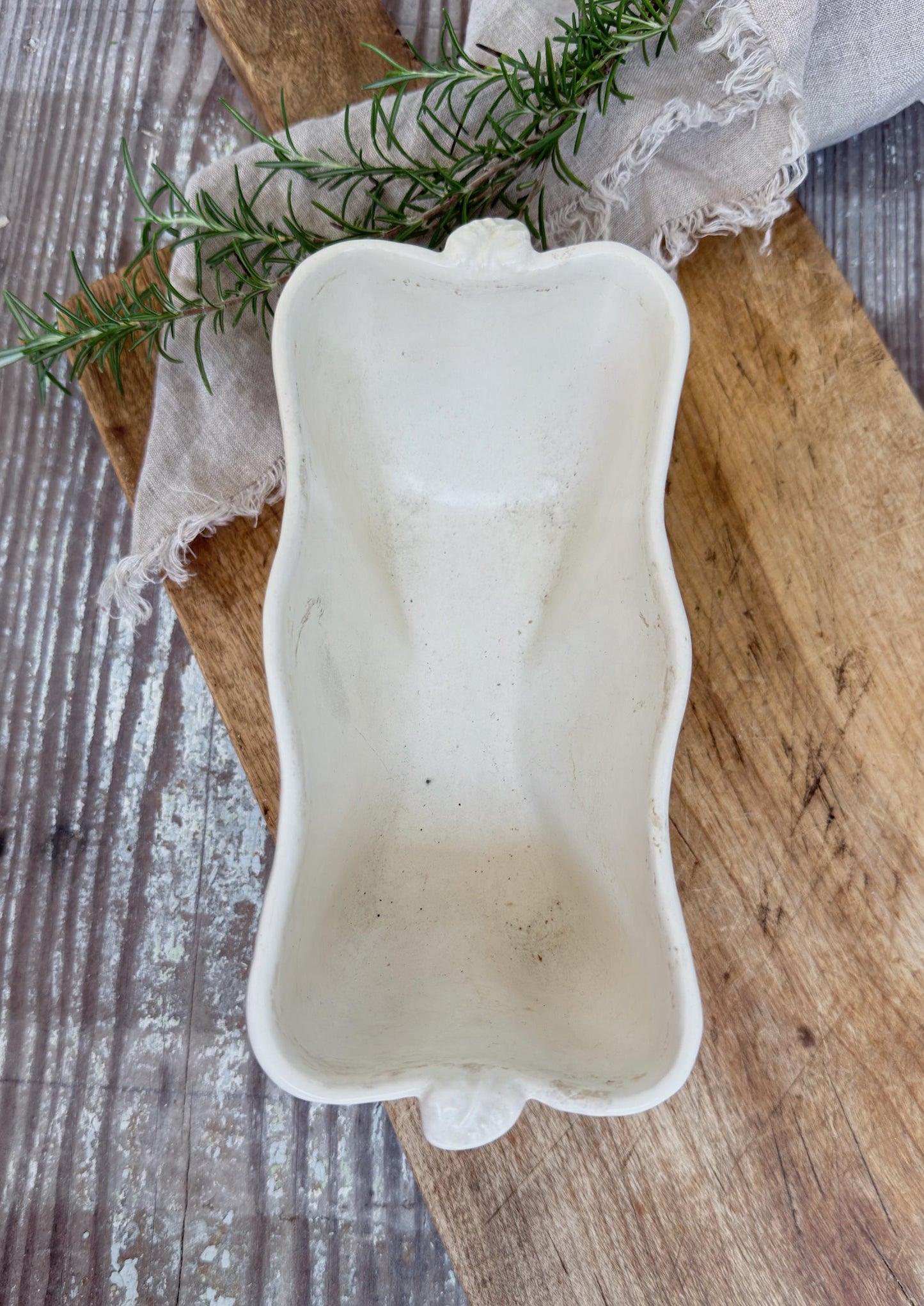Vintage Stoneware Planter White Imperial USA, Embossed Leaf Pottery, Farmhouse Cottage Garden Decor