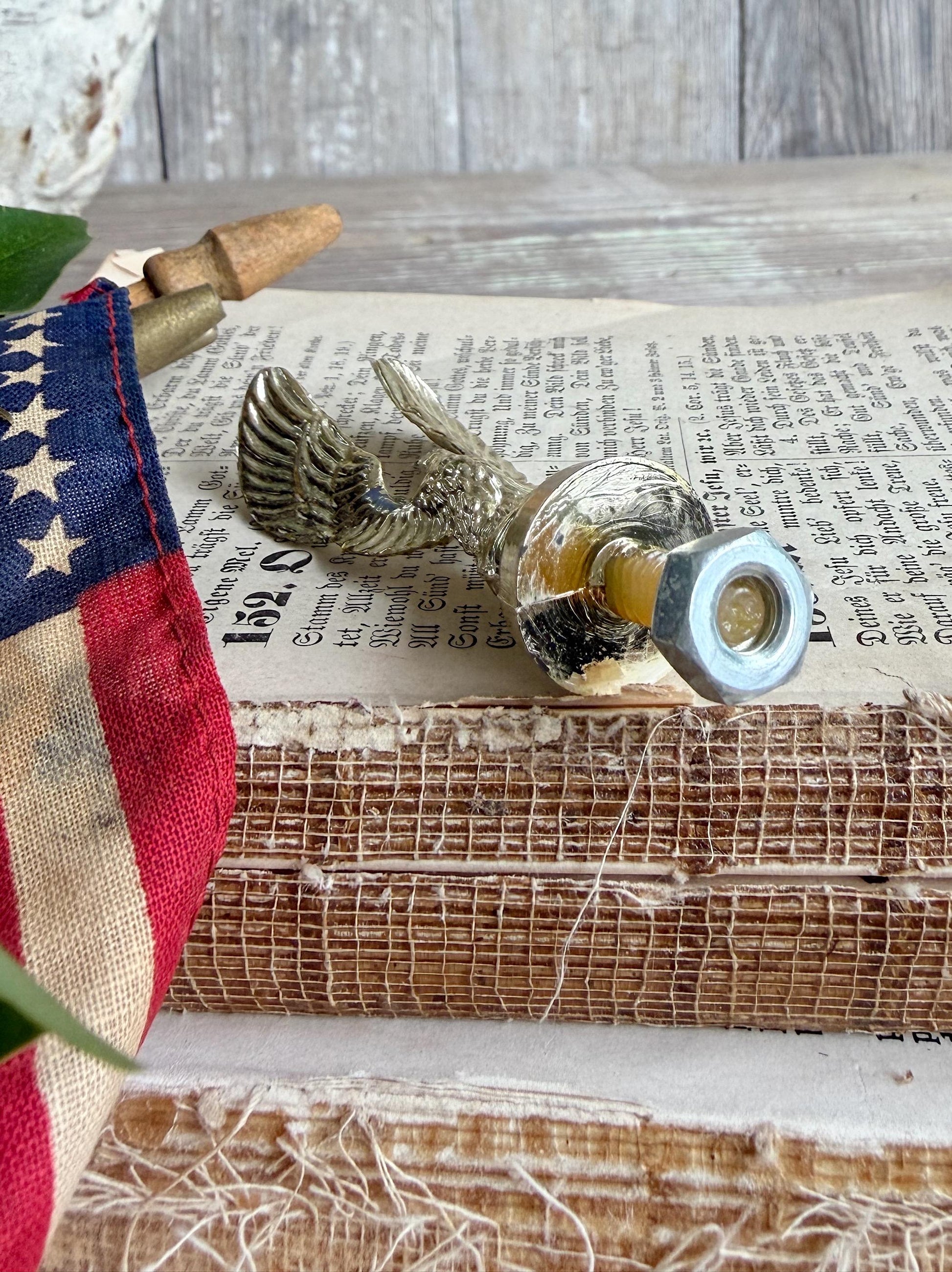 Vintage EAGLE Flag Pole Topper Cap Finial Americana