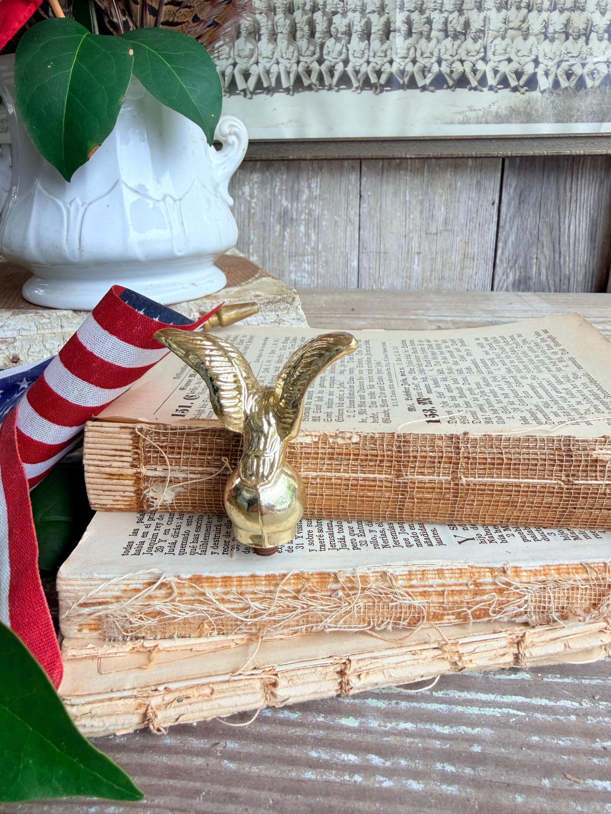 Vintage METAL EAGLE Flag Pole Topper Cap Finial Americana