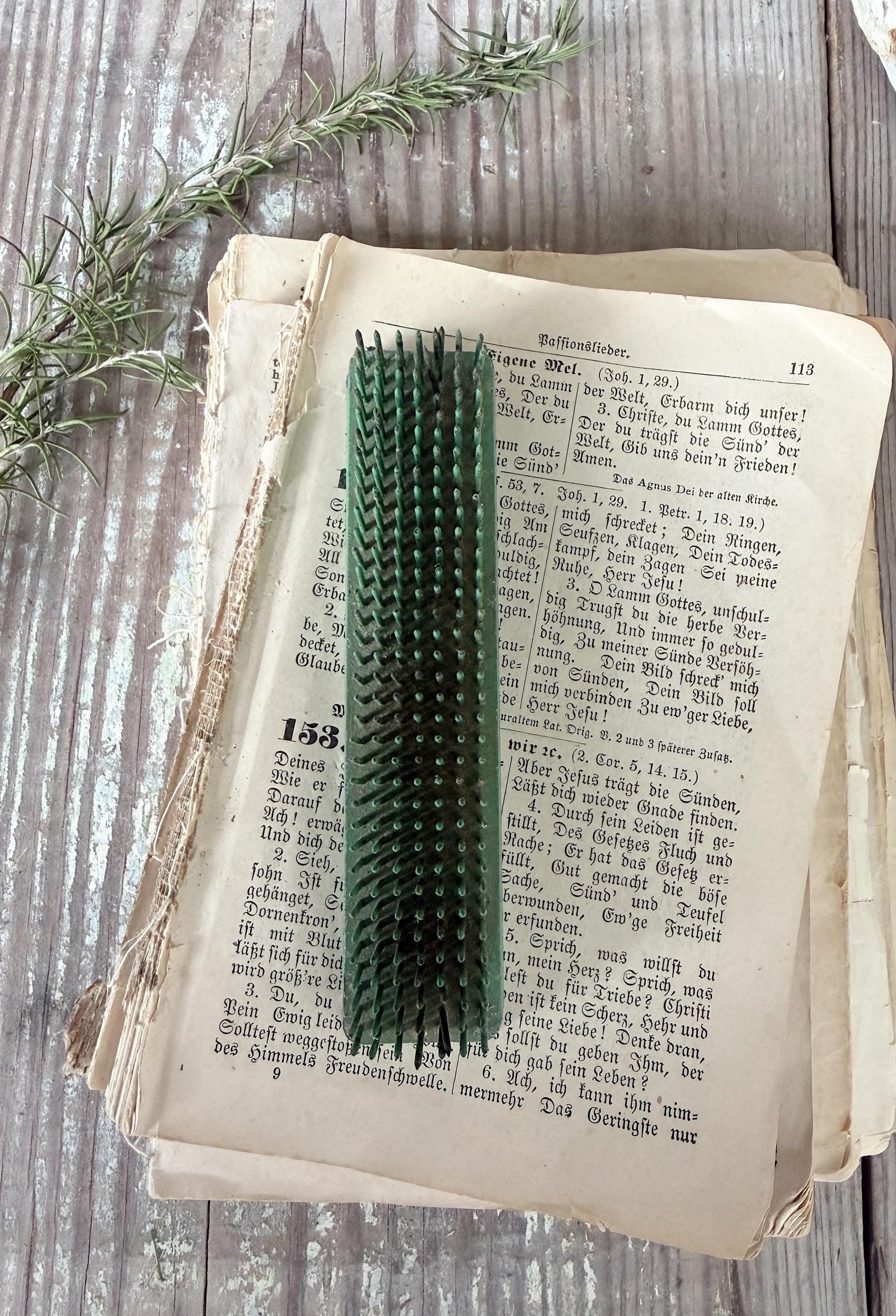 Vintage Green Metal Floral Frog RECTANGLE Flower Holder Farmhouse Decor Garden STEM GRIP