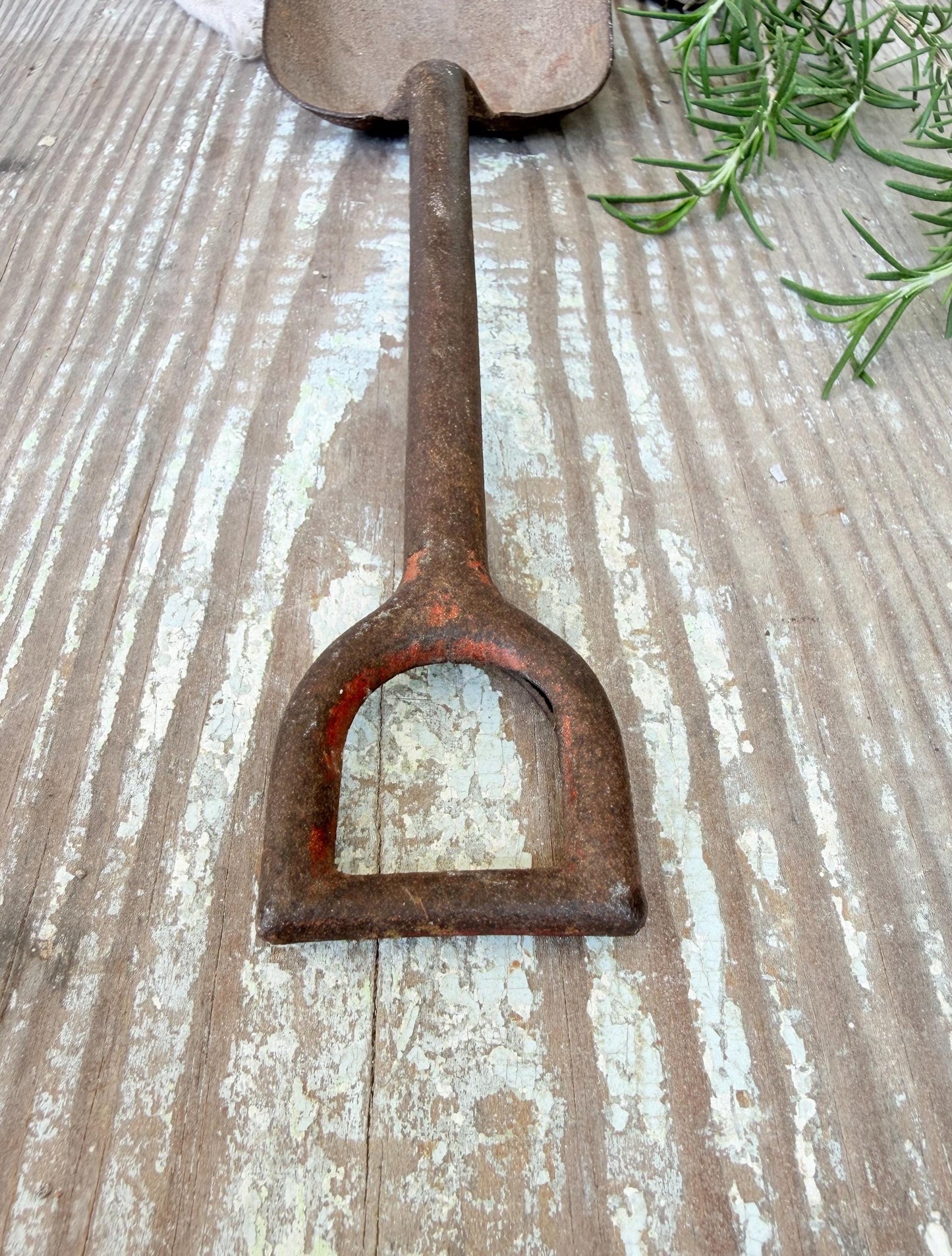 Vintage Child Shovel Toy RED Chippy Paint Metal Farmhouse Decor Industrial Salvage