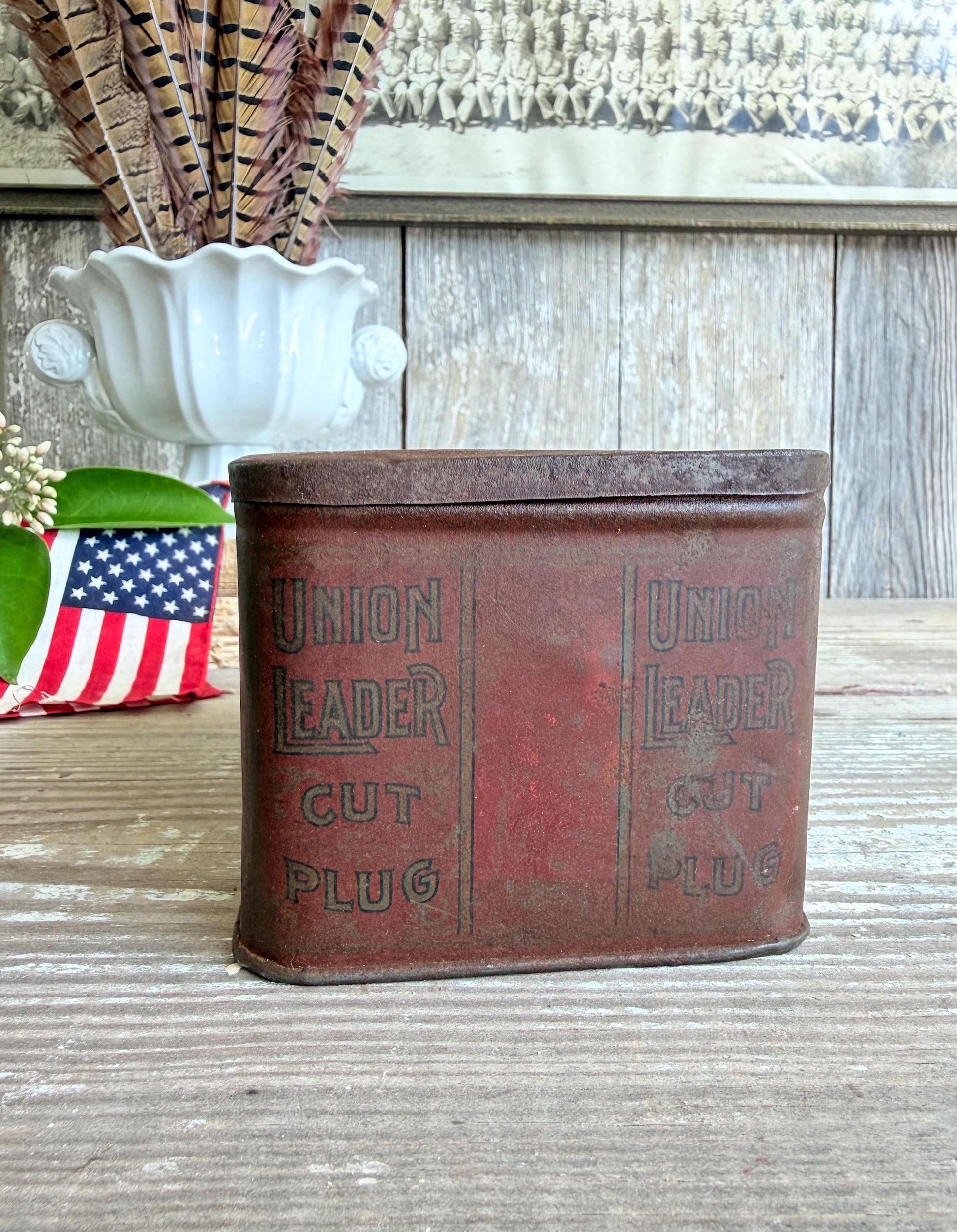 Antique UNION LEADER Tobacco Tin Box EAGLE With Lid Americana Decor