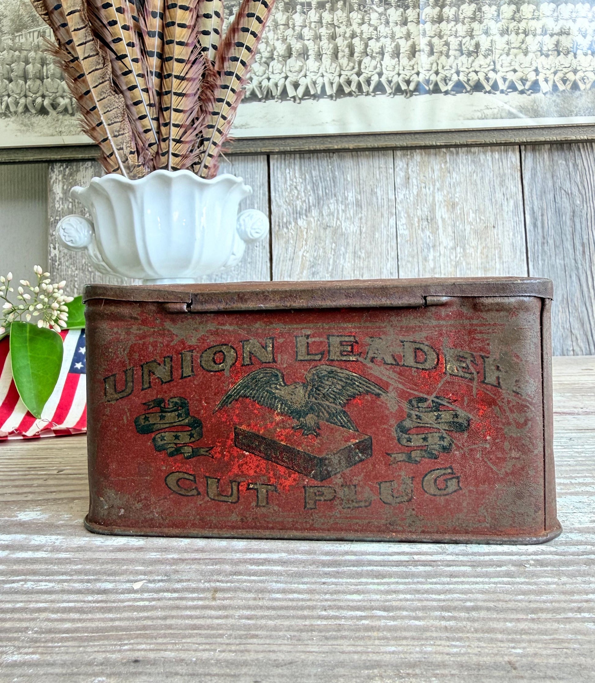 Antique UNION LEADER Tobacco Tin Box EAGLE With Lid Americana Decor