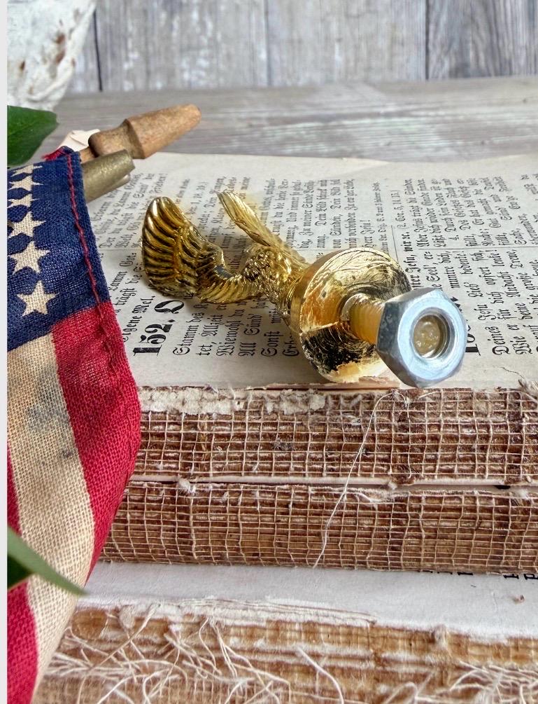Vintage EAGLE Metal Gold Flag Topper Light Finial Americana MCM Decor