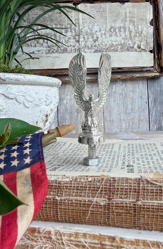 Vintage EAGLE Metal SILVER Flag Topper Light Finial Americana MCM Decor