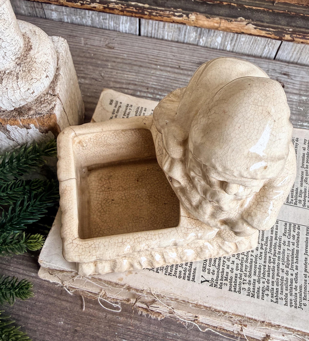 Vintage SANTA CHIMNEY PLANTER Creamy White Ironstone Crazing Grungy Ceramic Container Farmhouse Christmas Decor Japan