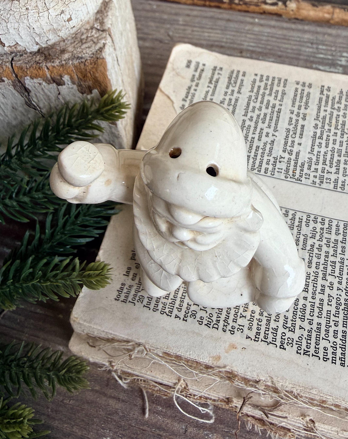 Vintage Ironstone Santa Claus Salt Shaker Creamy WHITE Farmhouse Christmas Decor Bell Stained Crazing